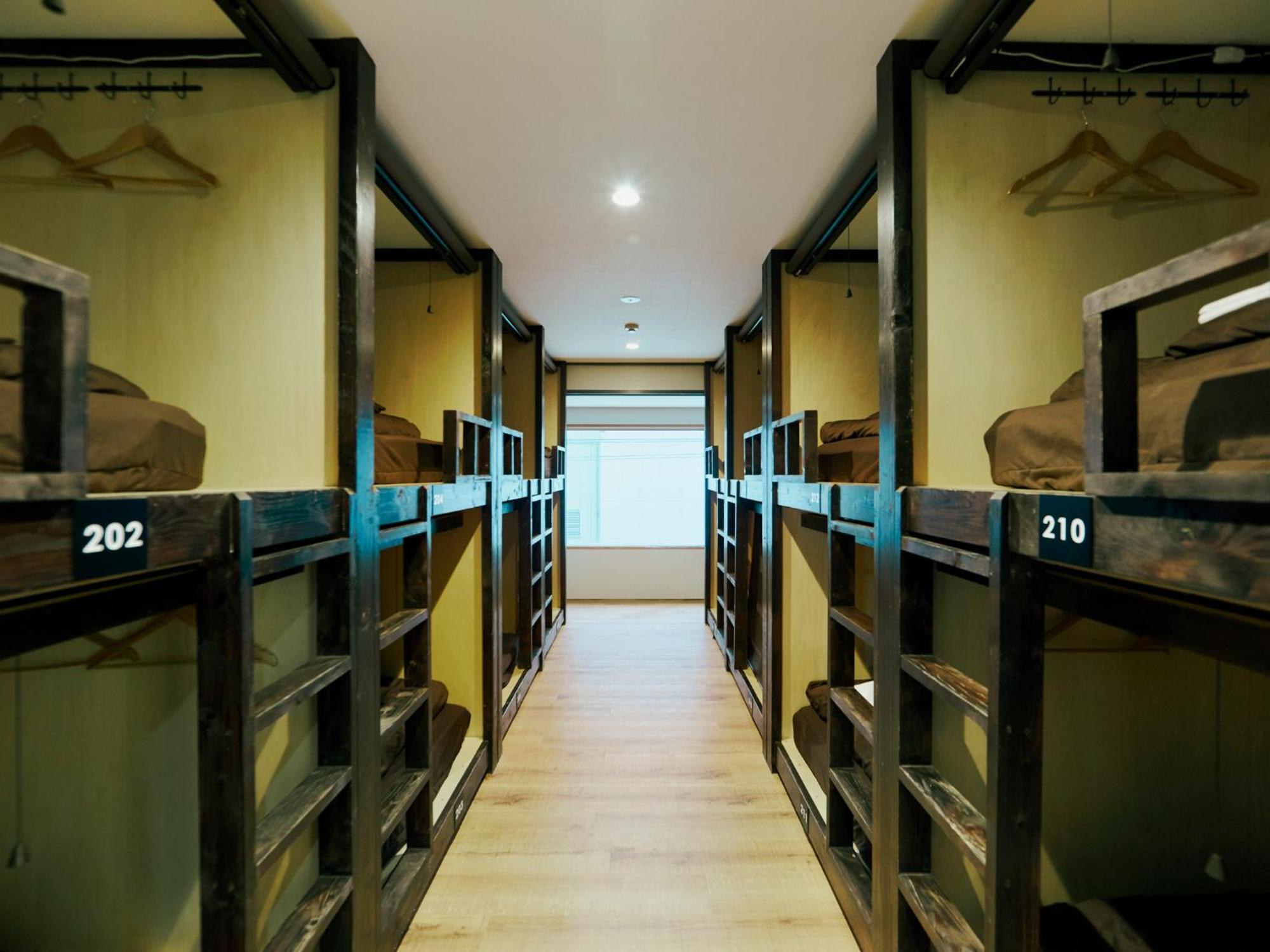 Akasaka Guesthouse Hive Токио Экстерьер фото