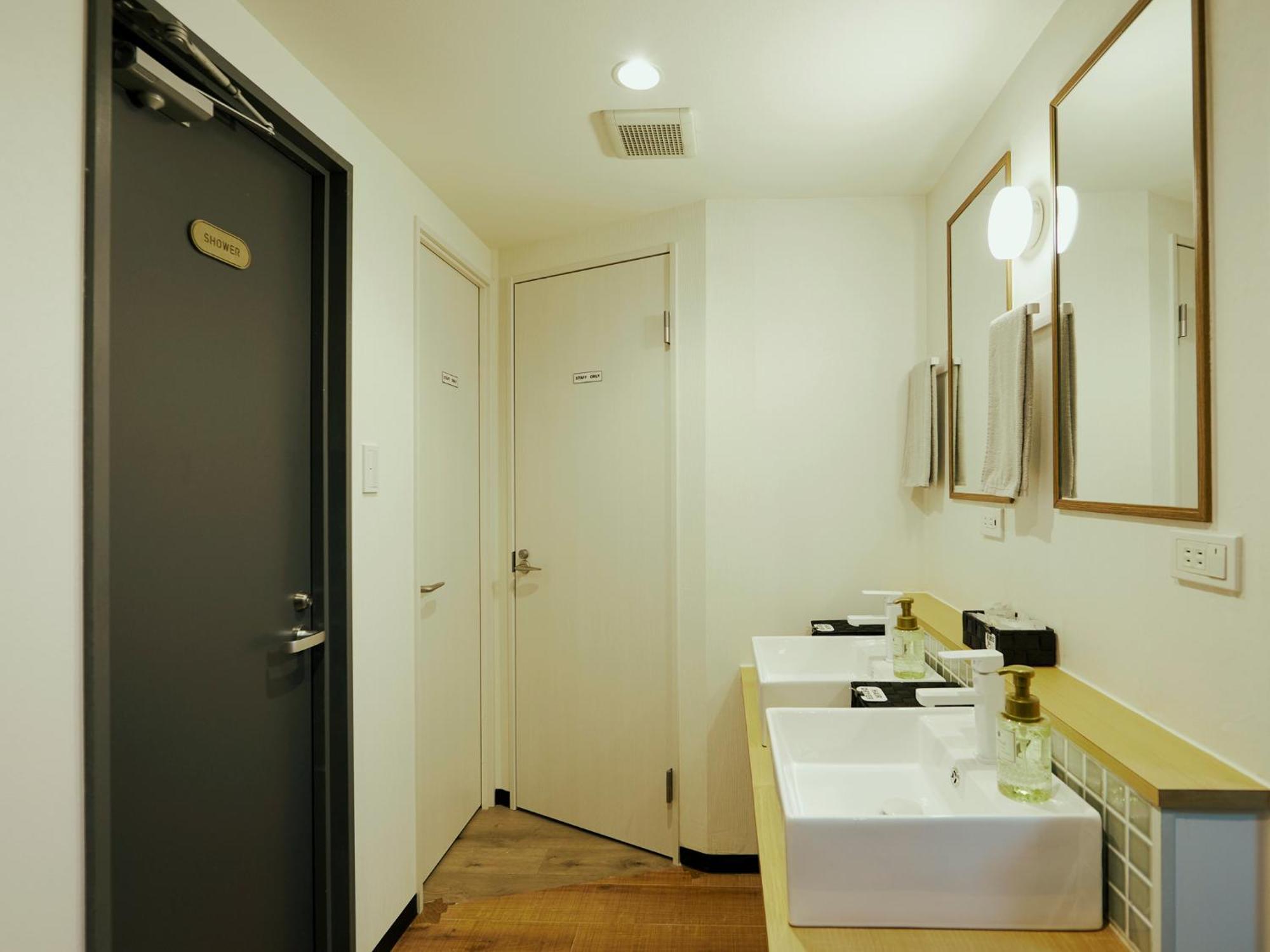 Akasaka Guesthouse Hive Токио Экстерьер фото